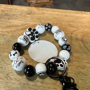 Mixed acrylic and wood bead wristlet